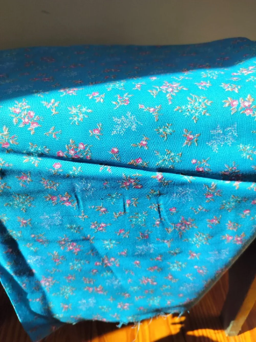 Vintage Fabric - Blue Florals